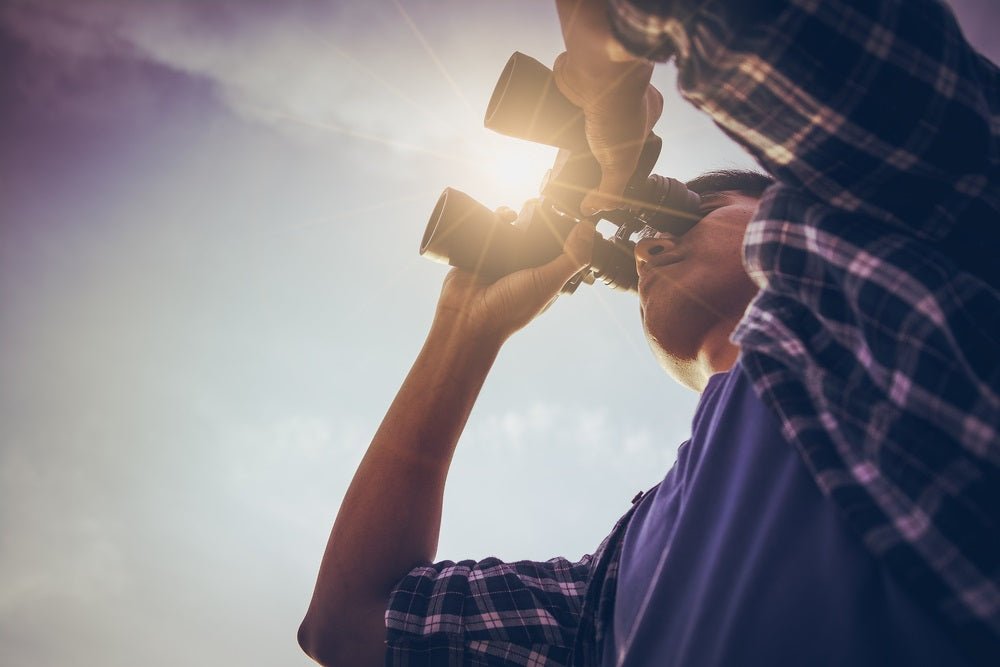 10 Things You Didn’t Know About Binoculars - Pie Matrix