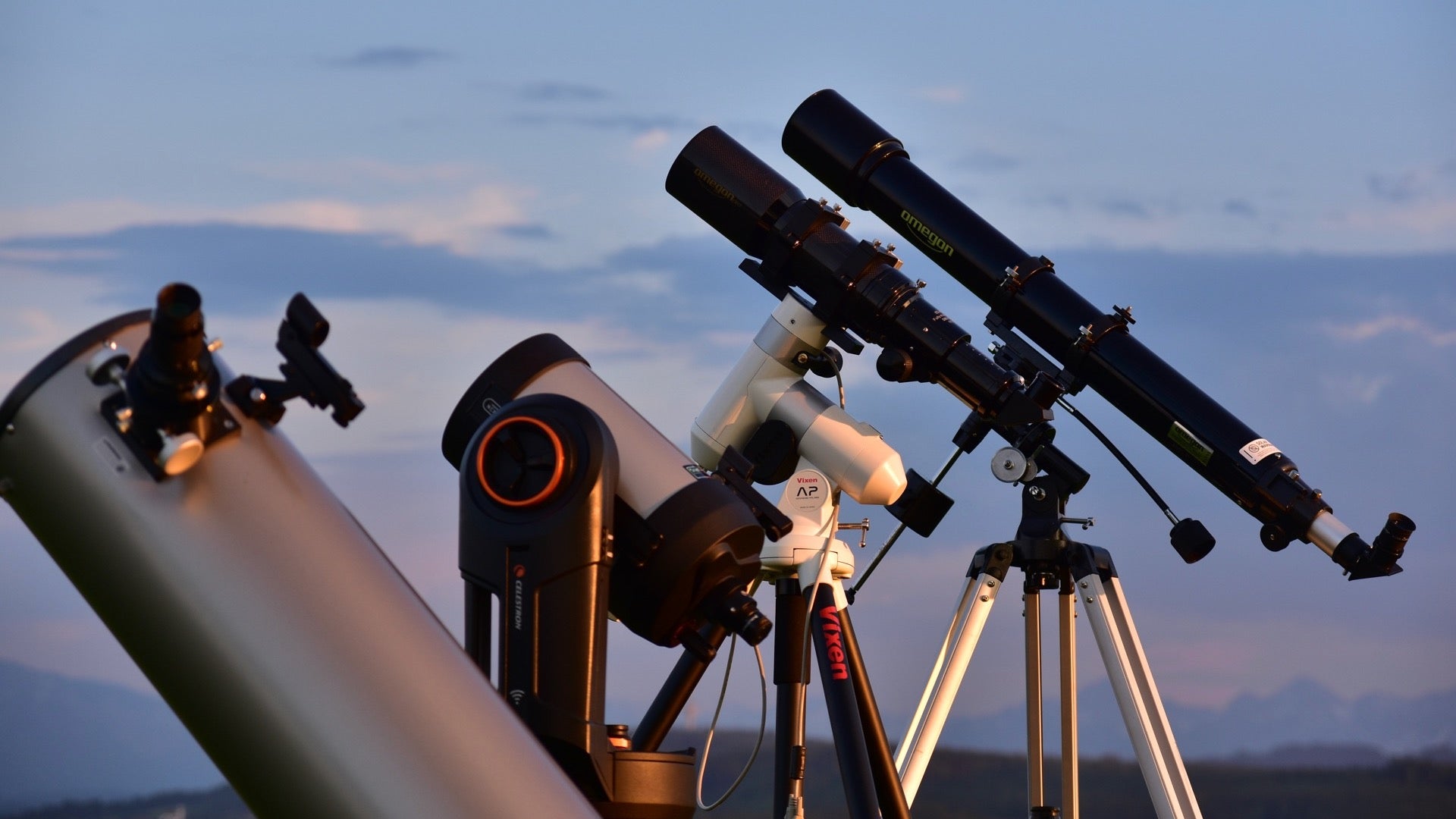 Best Astronomical Telescope 2026 for Stargazing: View Planets, Moon and galaxies