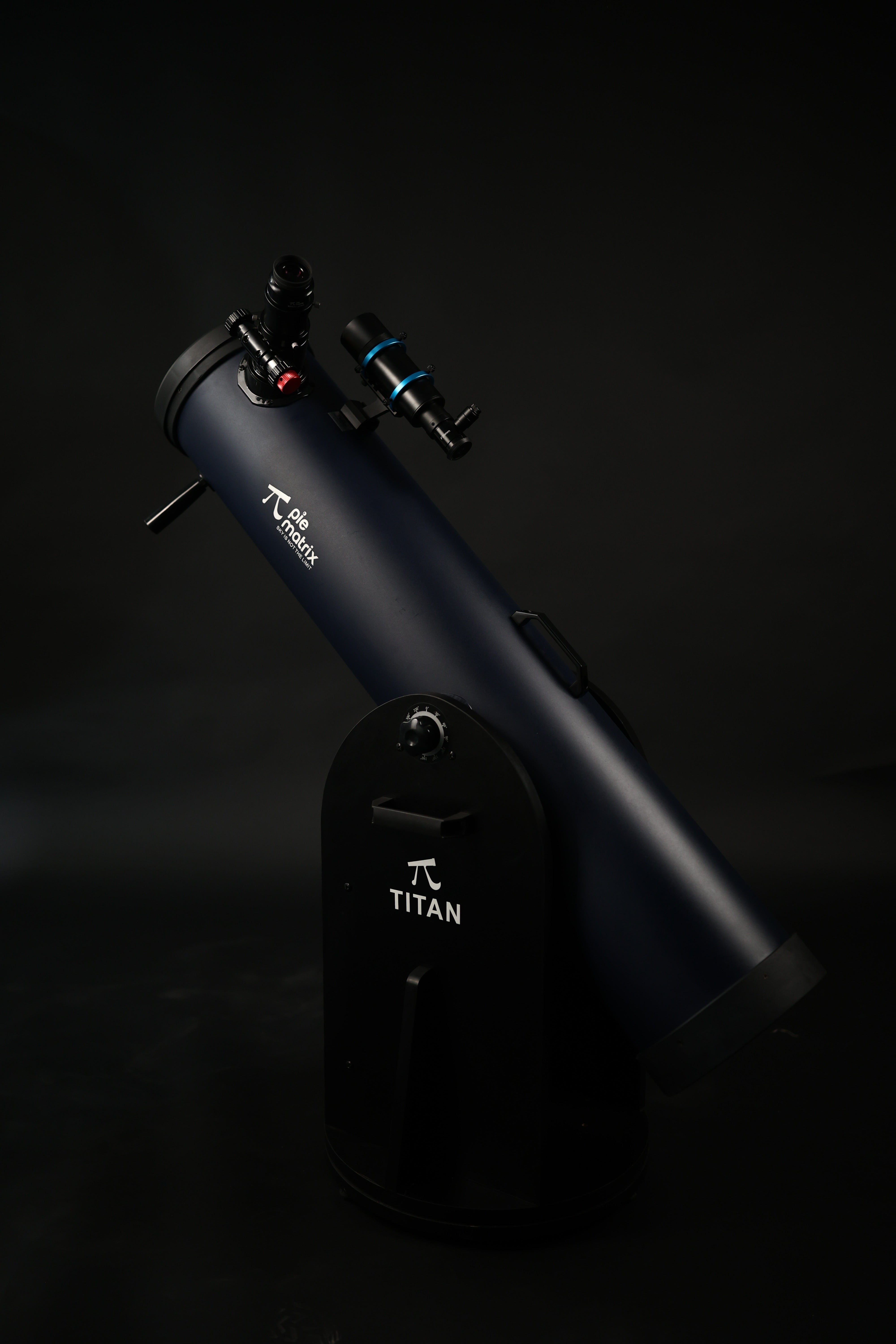 Titan - 8" Dobsonian Telescope