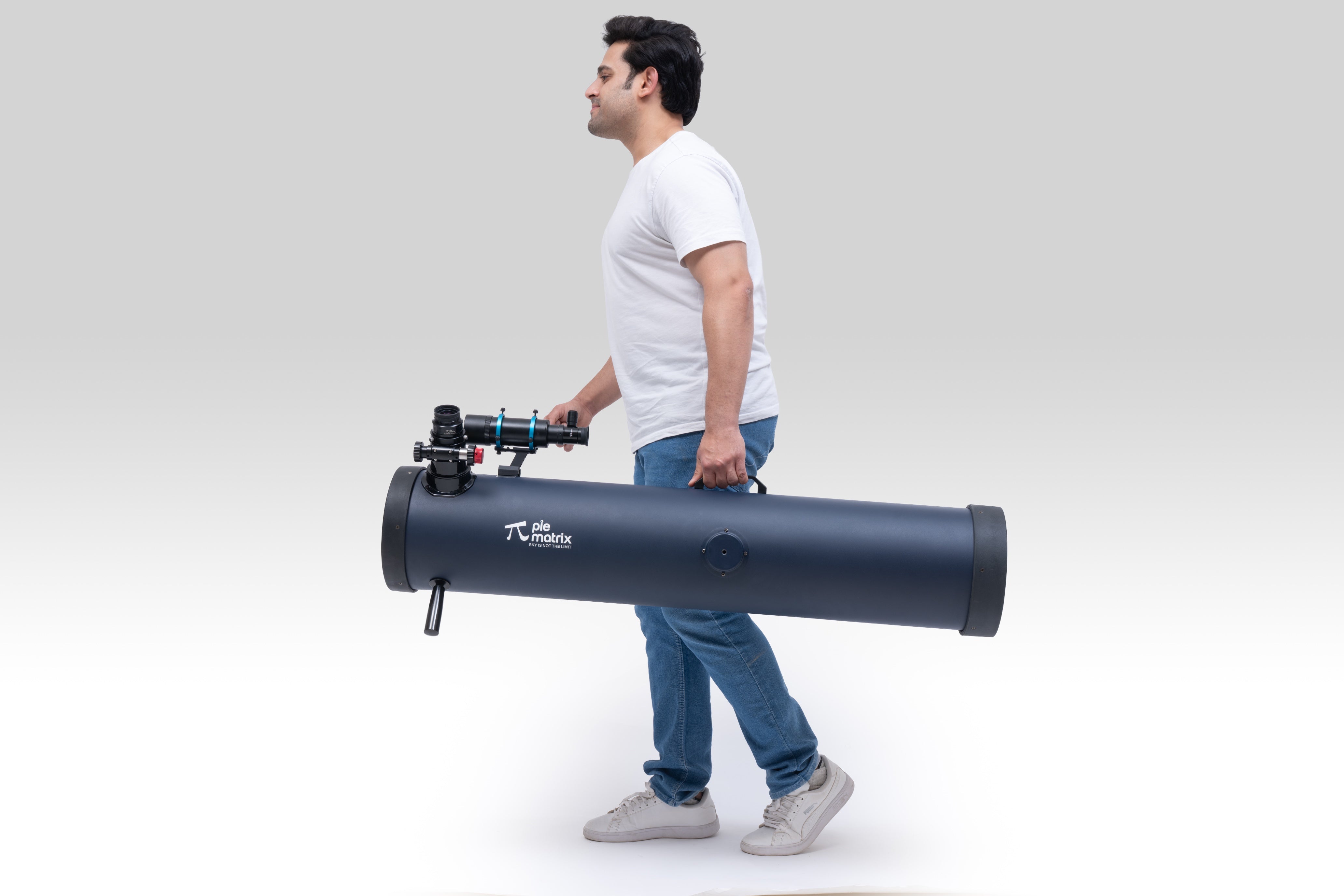 Titan - 8" Dobsonian Telescope