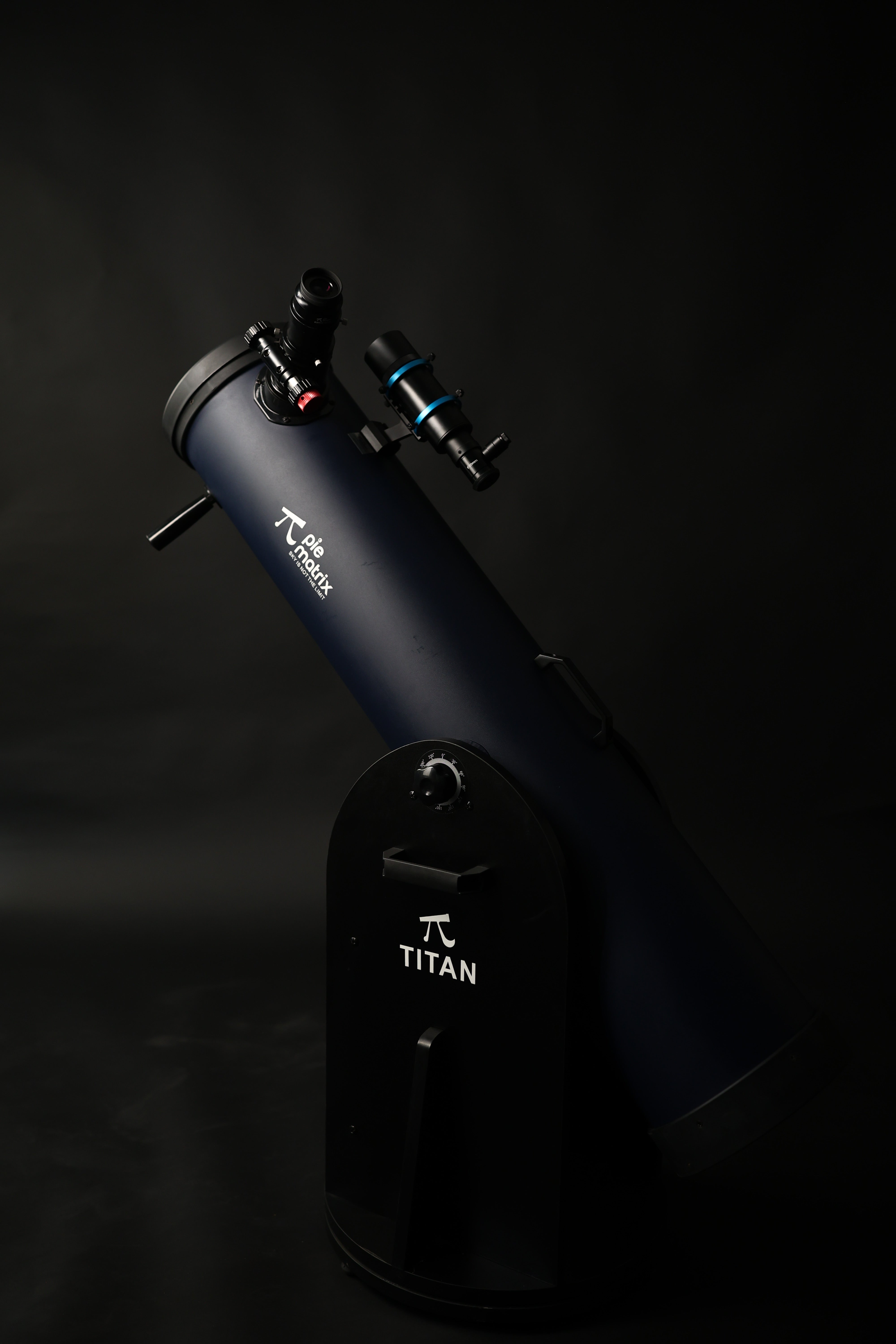 Titan - 8" Dobsonian Telescope