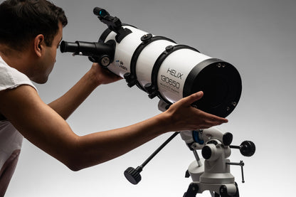 Helix Reflector Telescope with Motor Drive - Telescopes - Pie Matrix