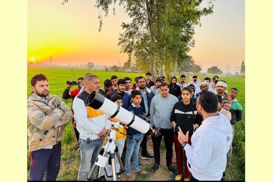 Unlocking the Mysteries of the Universe: Bringing astronomy to Rural India